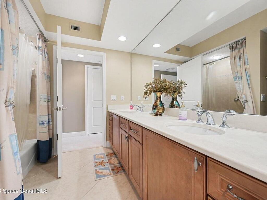 410 Hayes Avenue, Cocoa Beach, FL 32931