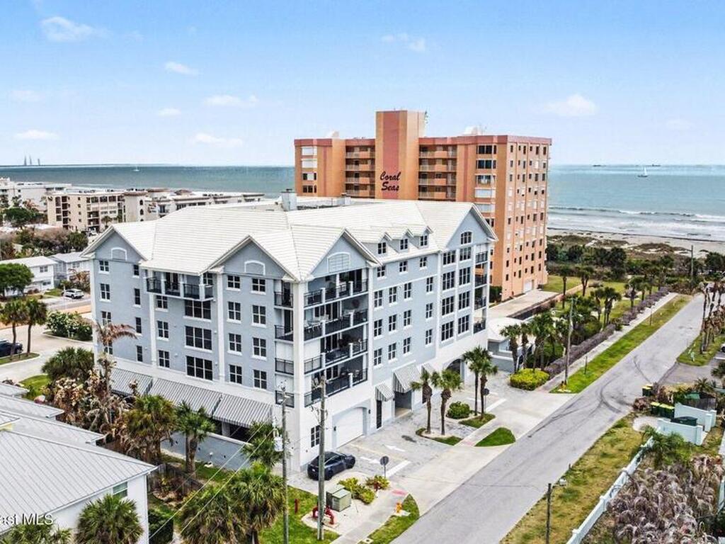 410 Hayes Avenue, Cocoa Beach, FL 32931