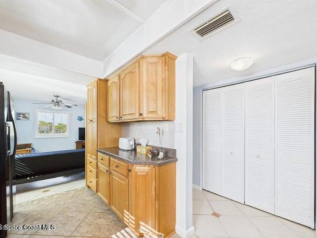 1305 S Atlantic Avenue, Cocoa Beach, FL 32931