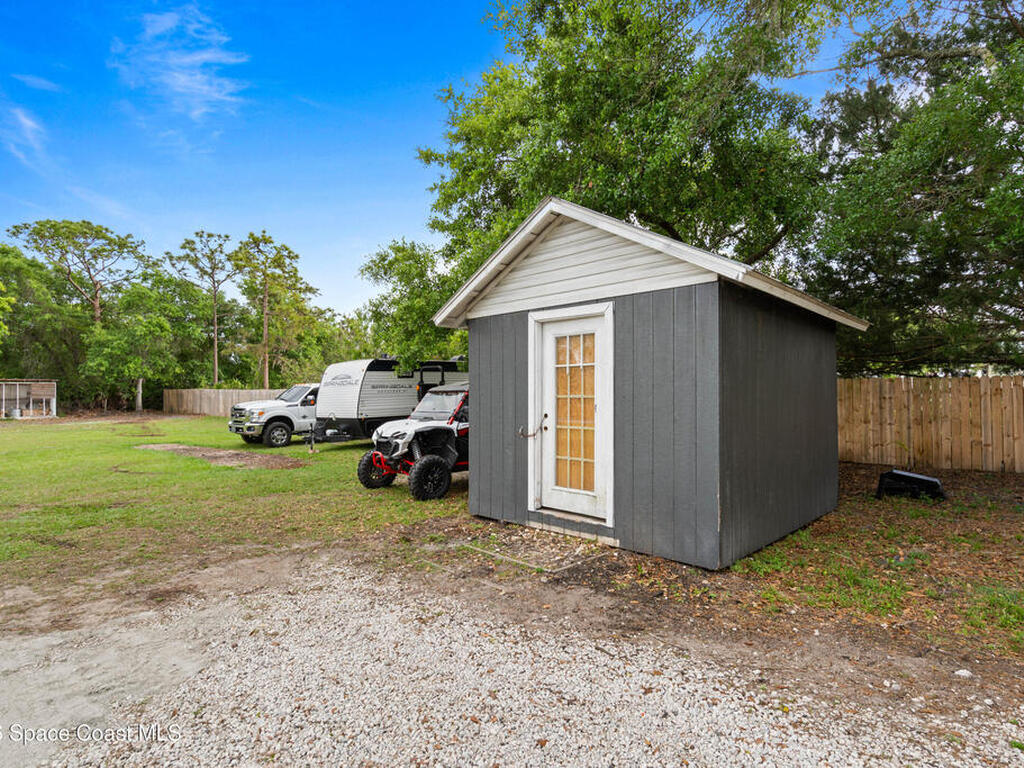 9025 Lincoln Road, St. Cloud, FL 34773