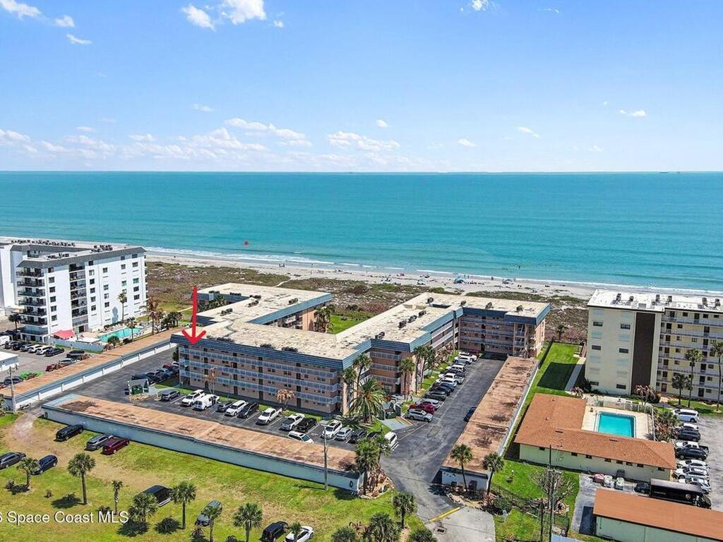 15 Sunflower Street, Cocoa Beach, FL 32931