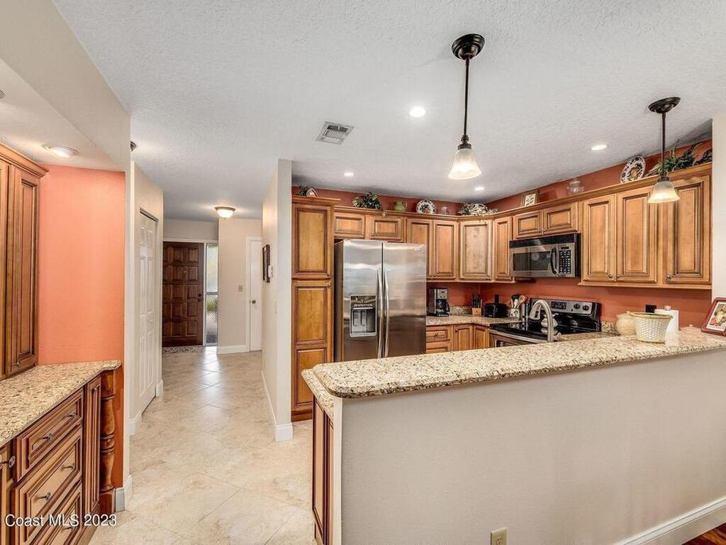 440 Hawthorne Court, Indian Harbour Beach, FL 32937