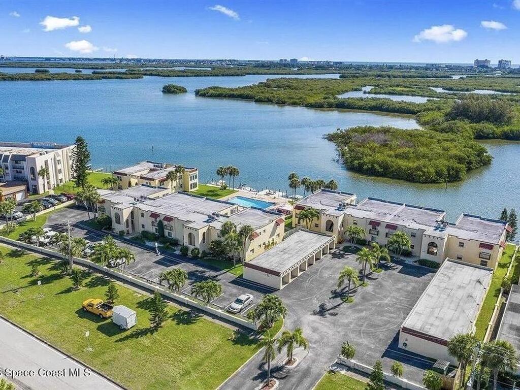 1729 Minutemen Causeway, Cocoa Beach, FL 32931