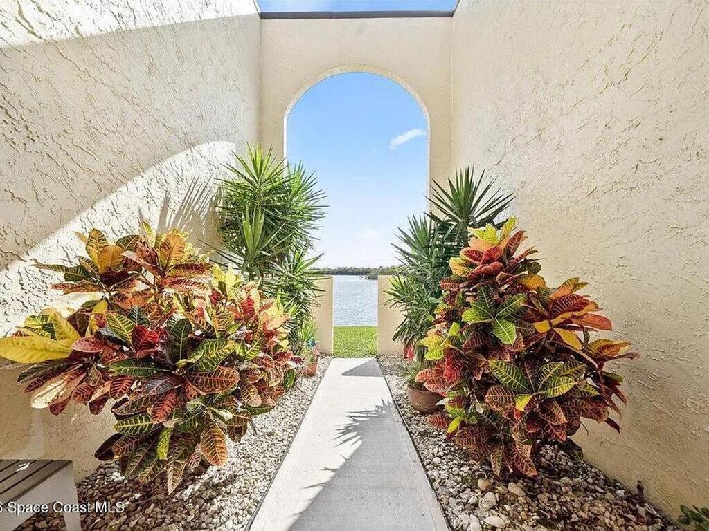 1729 Minutemen Causeway, Cocoa Beach, FL 32931