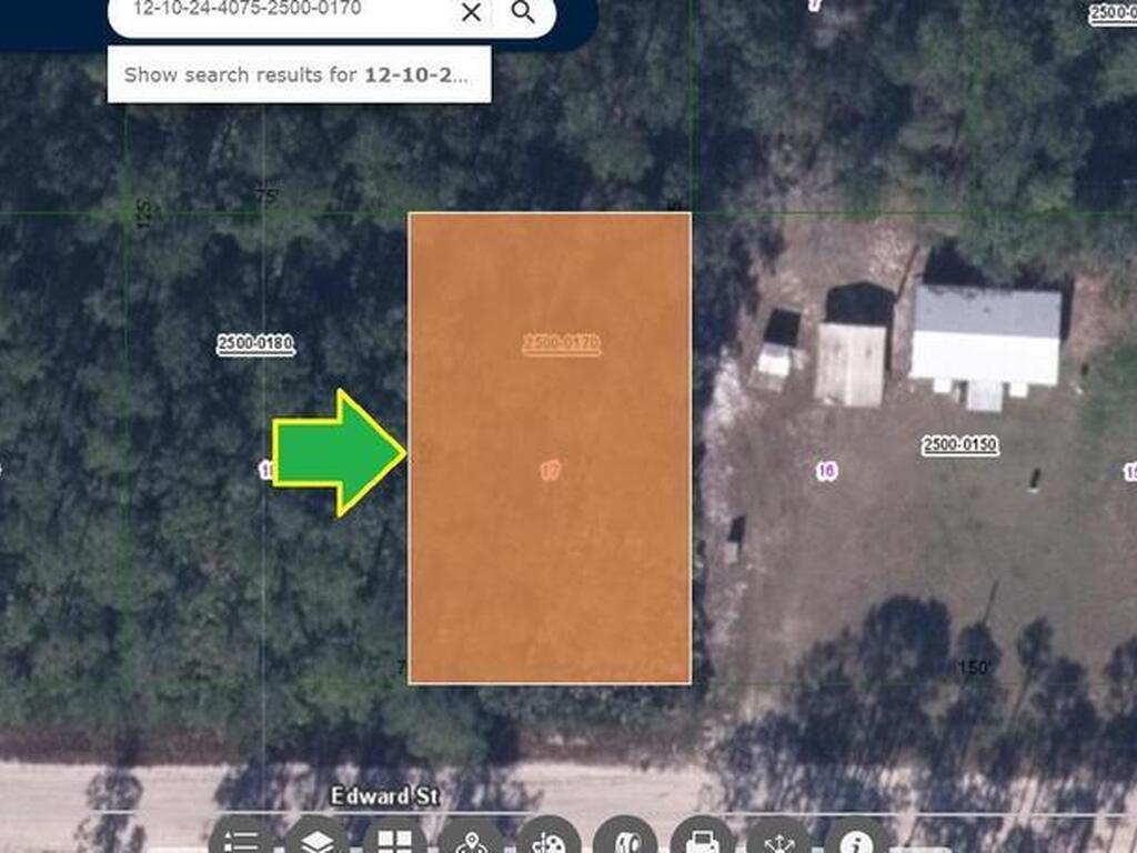 126 Edward Street, Interlachen, FL 32148