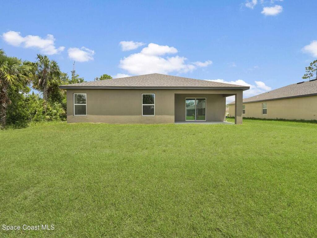 450 Old Road, Palm Bay, FL 32908