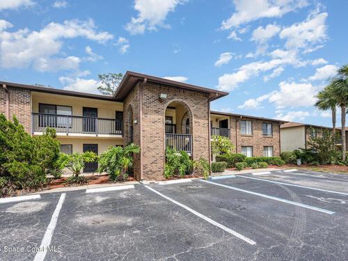 1515 Huntington Lane