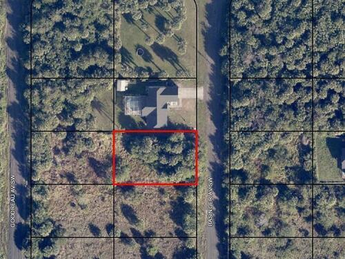 1920 Basinger Avenue