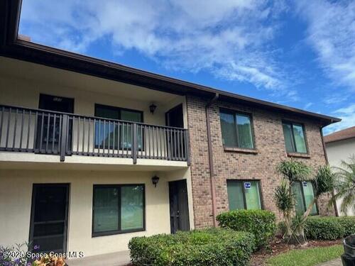 1515 Huntington Lane