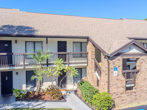 1515 Huntington Lane