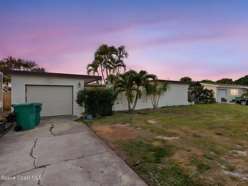 1132 Pine Tree Drive