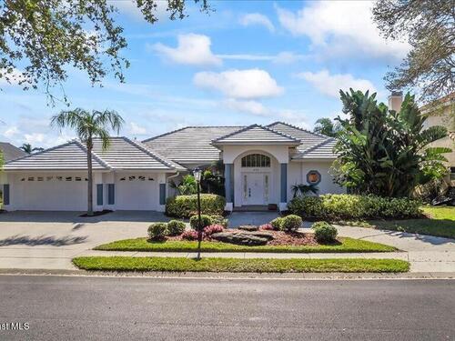 450 Newport Drive, Indialantic, FL 32903