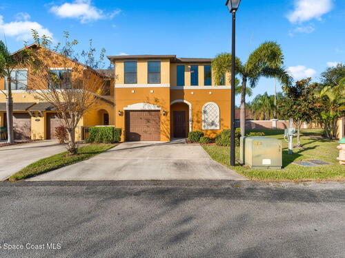 1415 Lara Circle