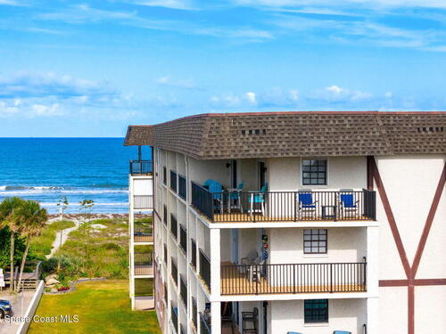 383 N Atlantic Avenue, Cocoa Beach, FL 32931