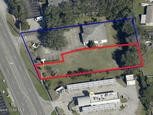 2180 N Courtenay Parkway