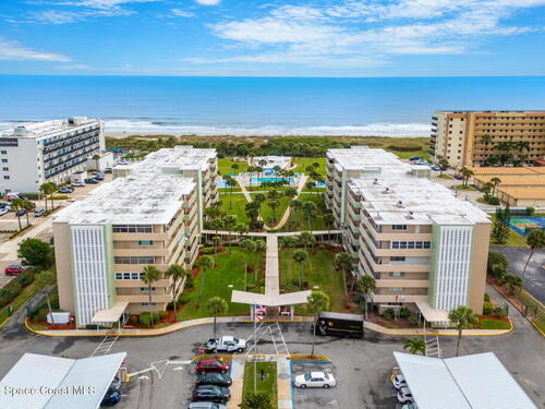 2020 N Atlantic Avenue, Cocoa Beach, FL 32931
