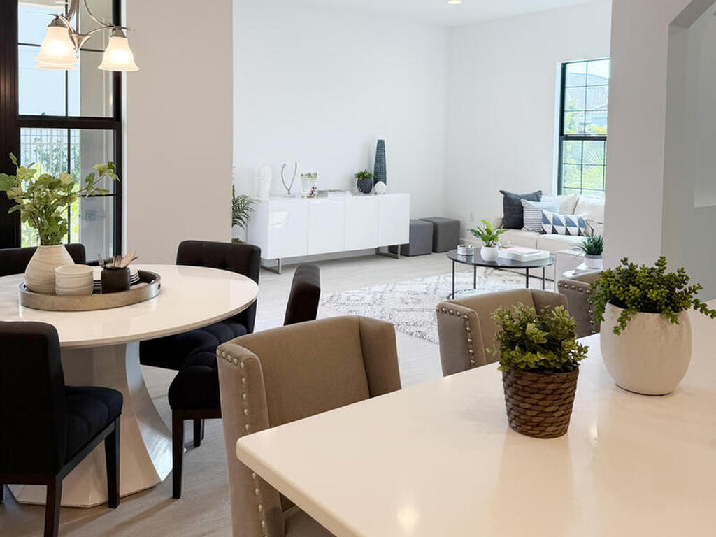 8526 Lyside Drive, Melbourne, FL 32940