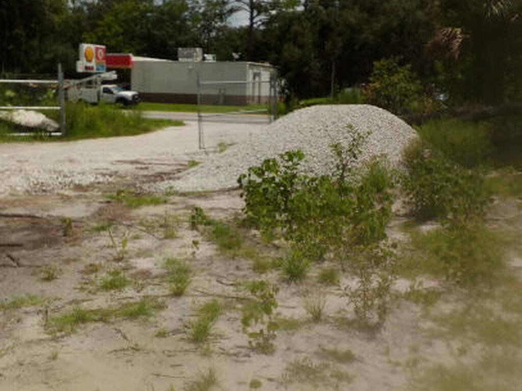 4834 Highway 46, Mims, FL 32754