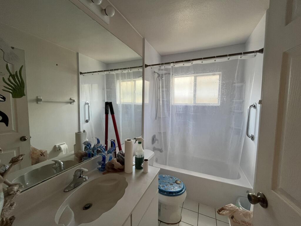 4919 Erin Lane, Melbourne, FL 32940