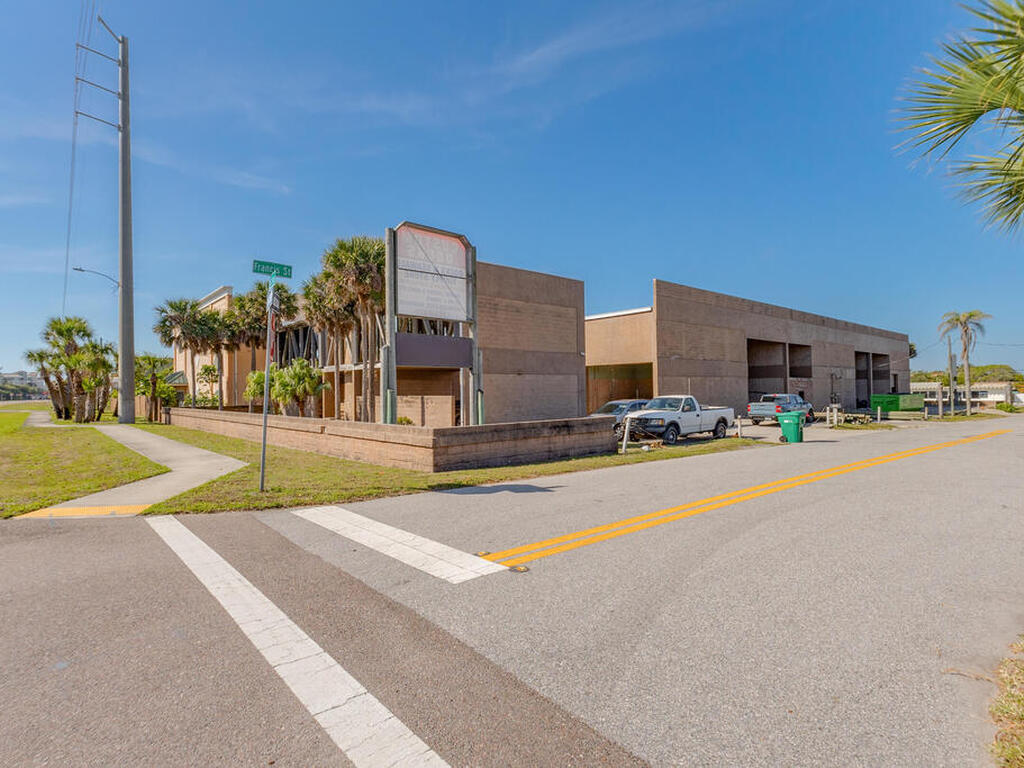 1900 S Atlantic Avenue, Cocoa Beach, FL 32931