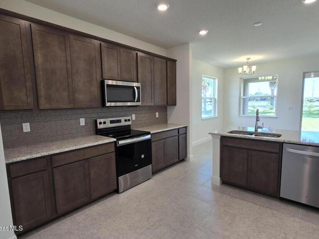 4386 Kelsey Lane, Micco, FL 32976