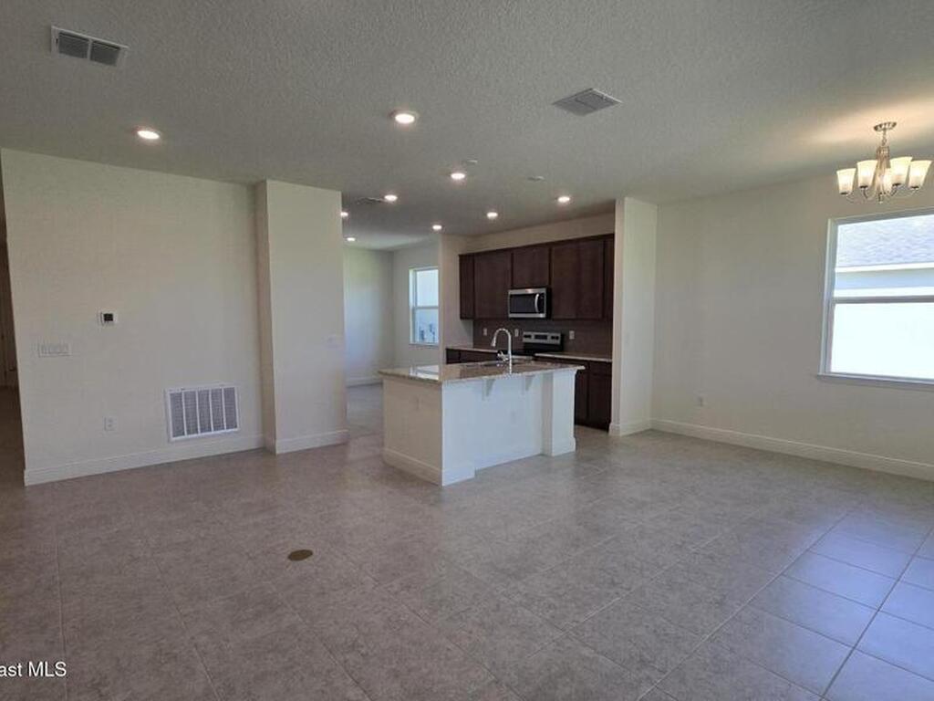 4386 Kelsey Lane, Micco, FL 32976