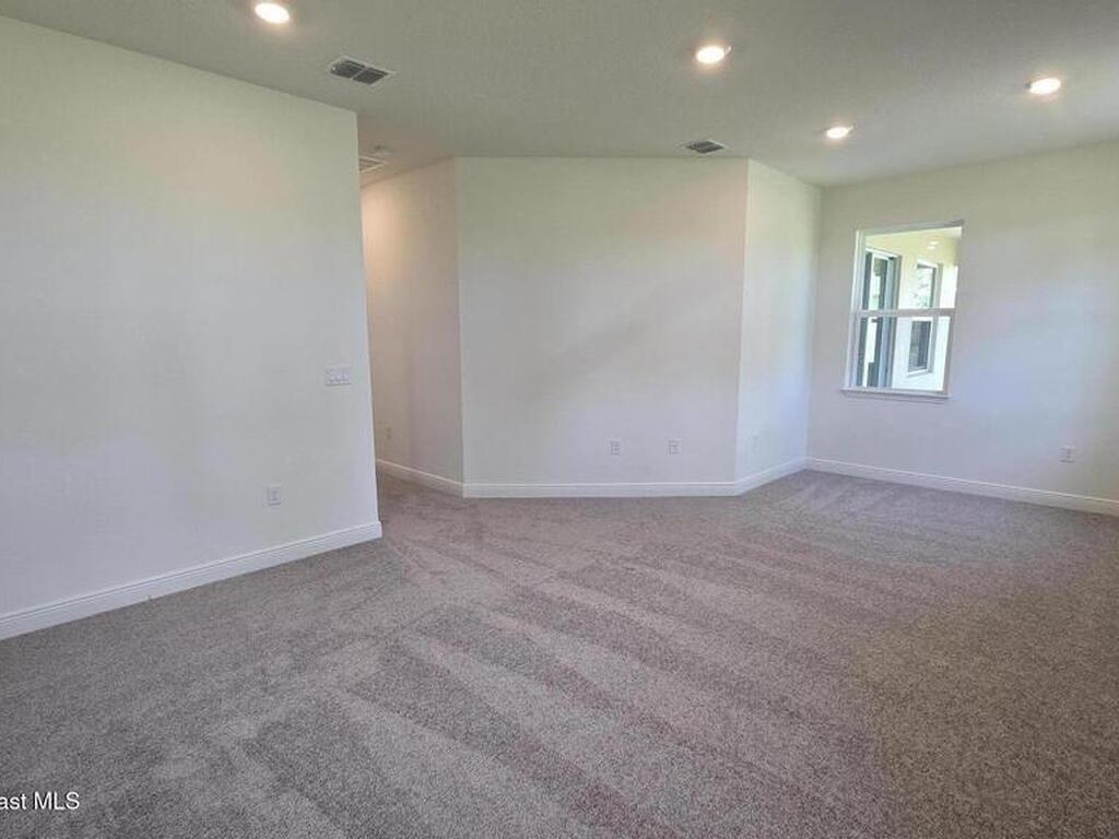 4386 Kelsey Lane, Micco, FL 32976