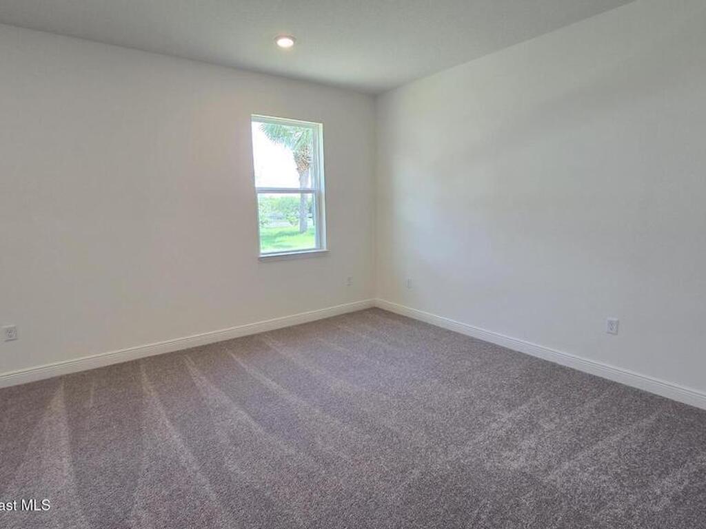 4386 Kelsey Lane, Micco, FL 32976