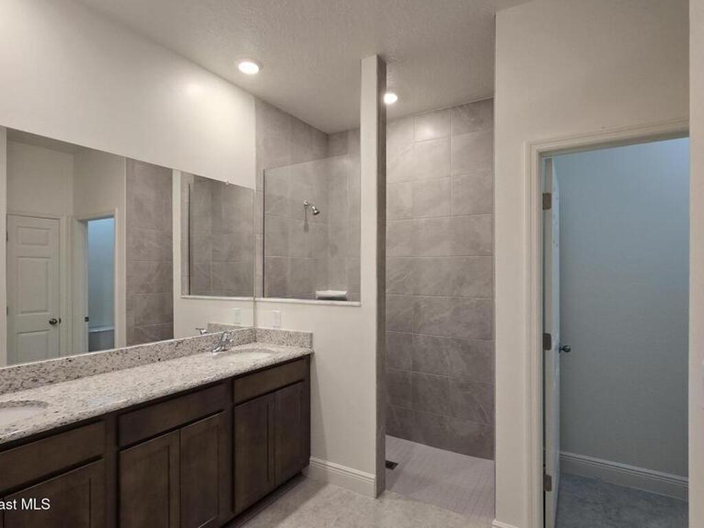 4386 Kelsey Lane, Micco, FL 32976