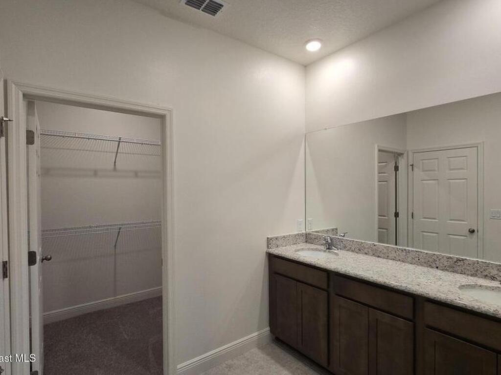 4386 Kelsey Lane, Micco, FL 32976