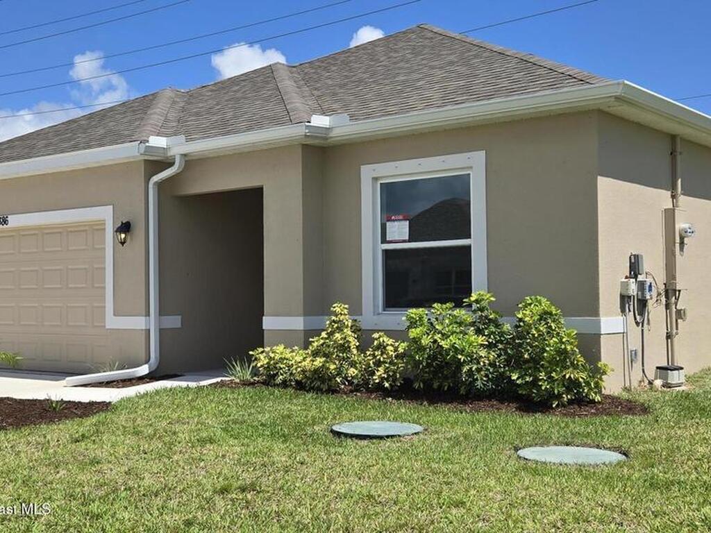 4386 Kelsey Lane, Micco, FL 32976