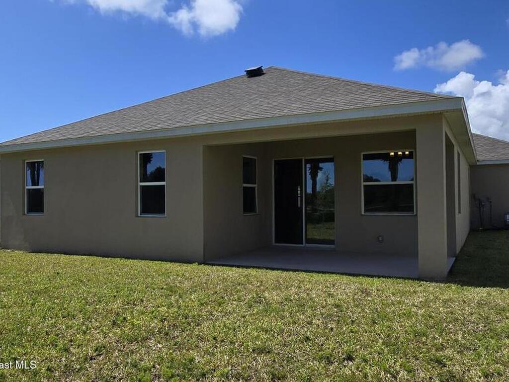 4386 Kelsey Lane, Micco, FL 32976