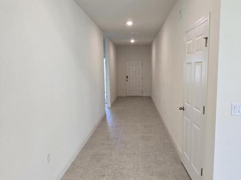 4386 Kelsey Lane, Micco, FL 32976