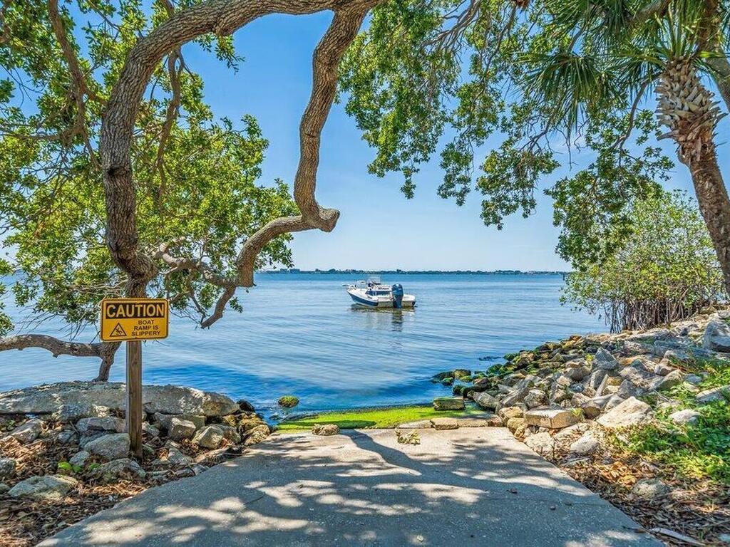 3335 Wind Surf Way, Melbourne Beach, FL 32951