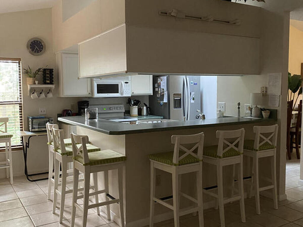 3335 Wind Surf Way, Melbourne Beach, FL 32951