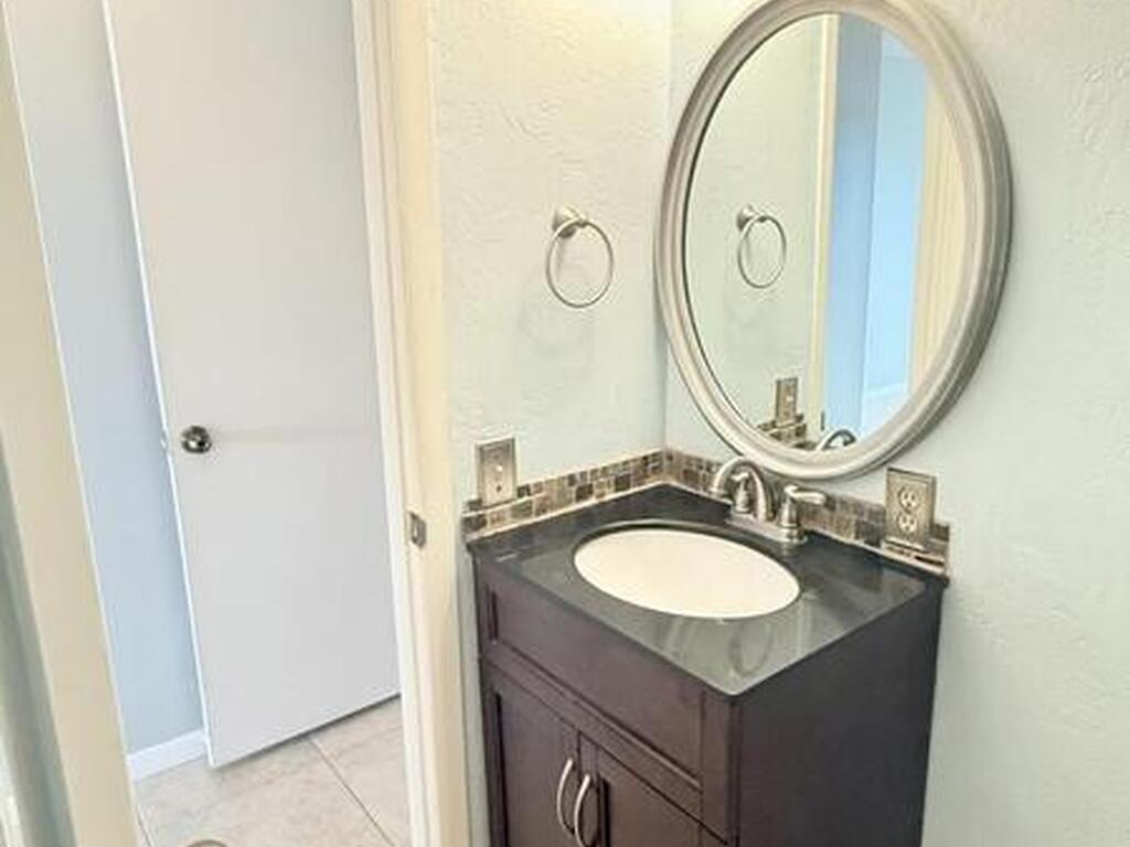 190 Paradise Boulevard, Indialantic, FL 32903