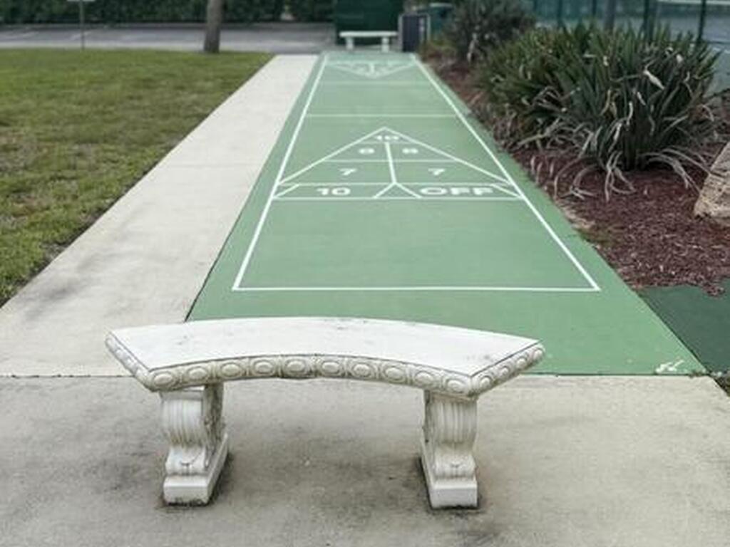 190 Paradise Boulevard, Indialantic, FL 32903