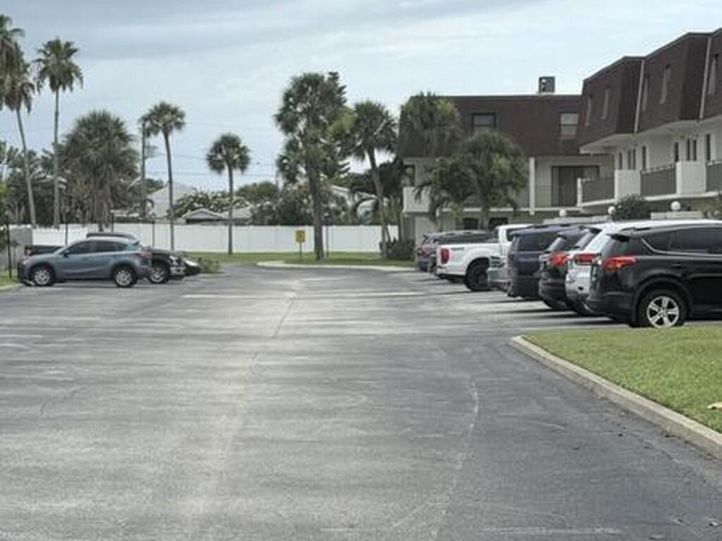 190 Paradise Boulevard, Indialantic, FL 32903