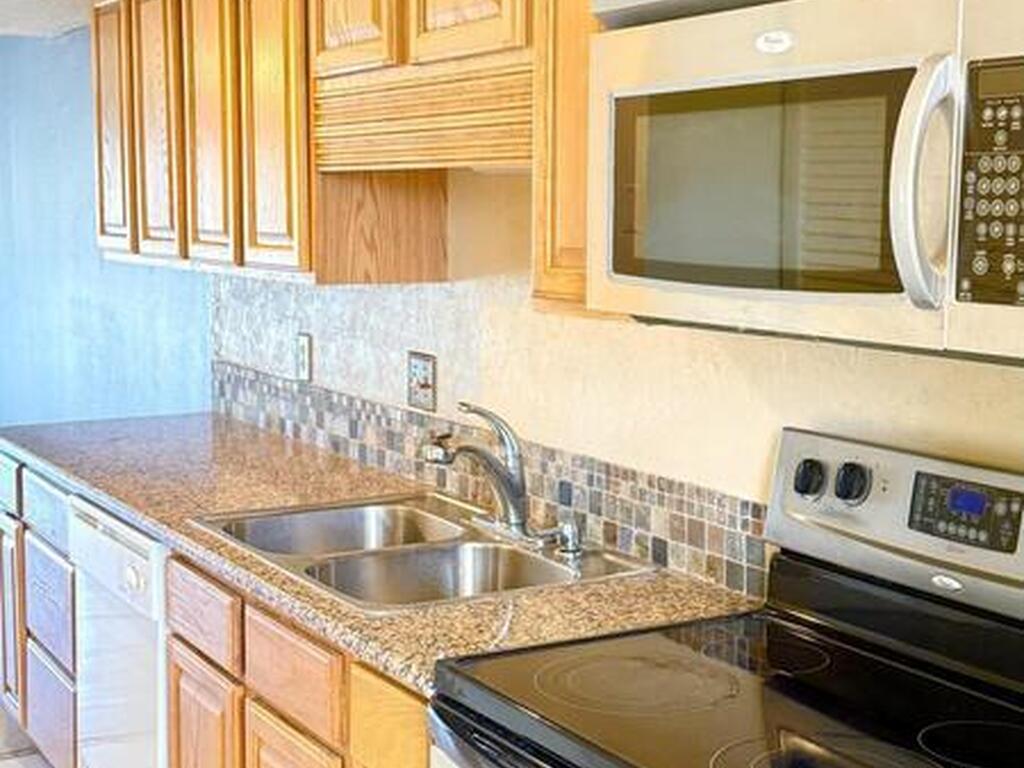 190 Paradise Boulevard, Indialantic, FL 32903