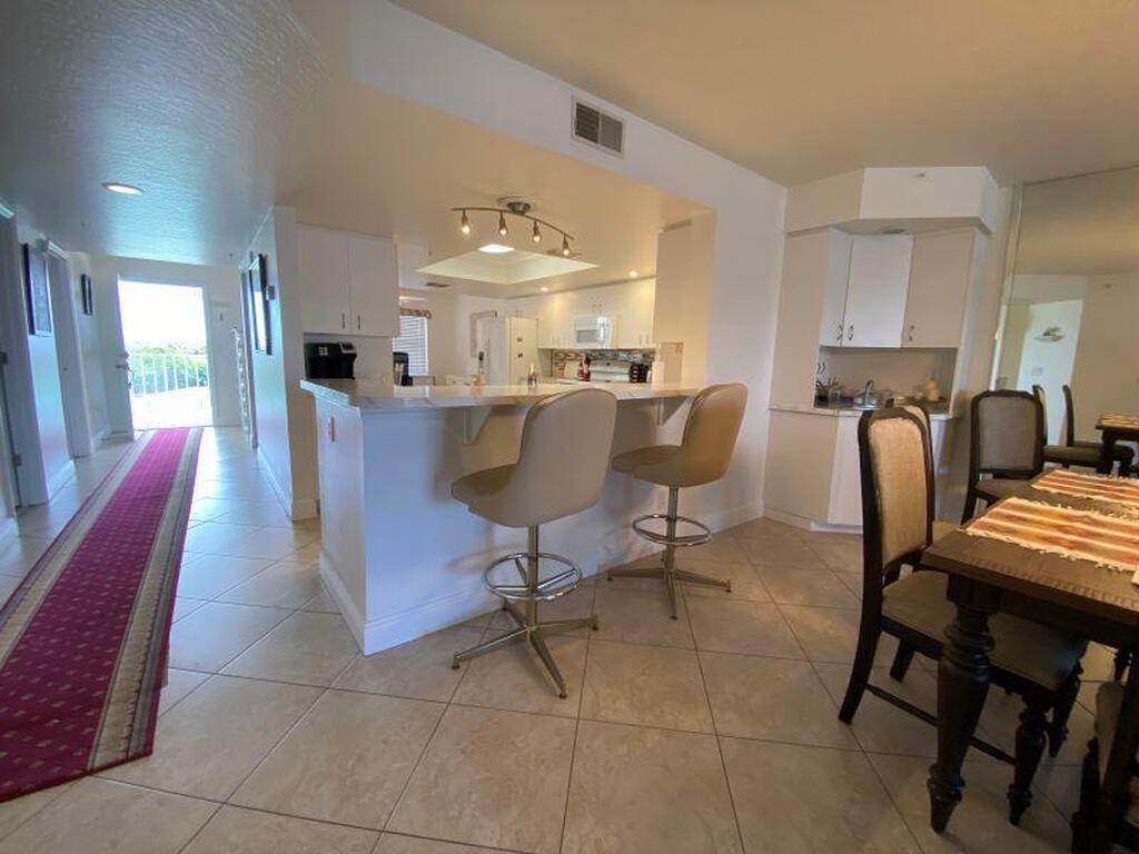 8700 Ridgewood Avenue, Cape Canaveral, FL 32920