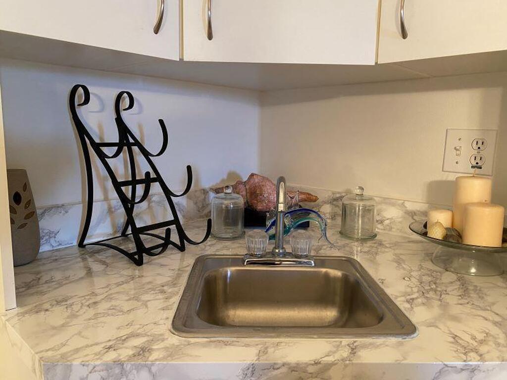 8700 Ridgewood Avenue, Cape Canaveral, FL 32920