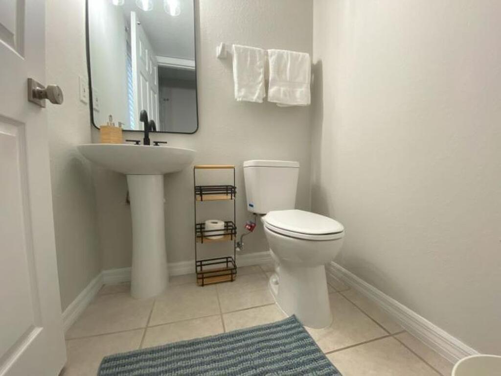 8700 Ridgewood Avenue, Cape Canaveral, FL 32920