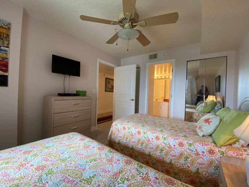 8700 Ridgewood Avenue, Cape Canaveral, FL 32920