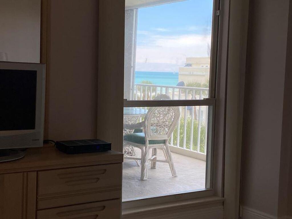 8700 Ridgewood Avenue, Cape Canaveral, FL 32920