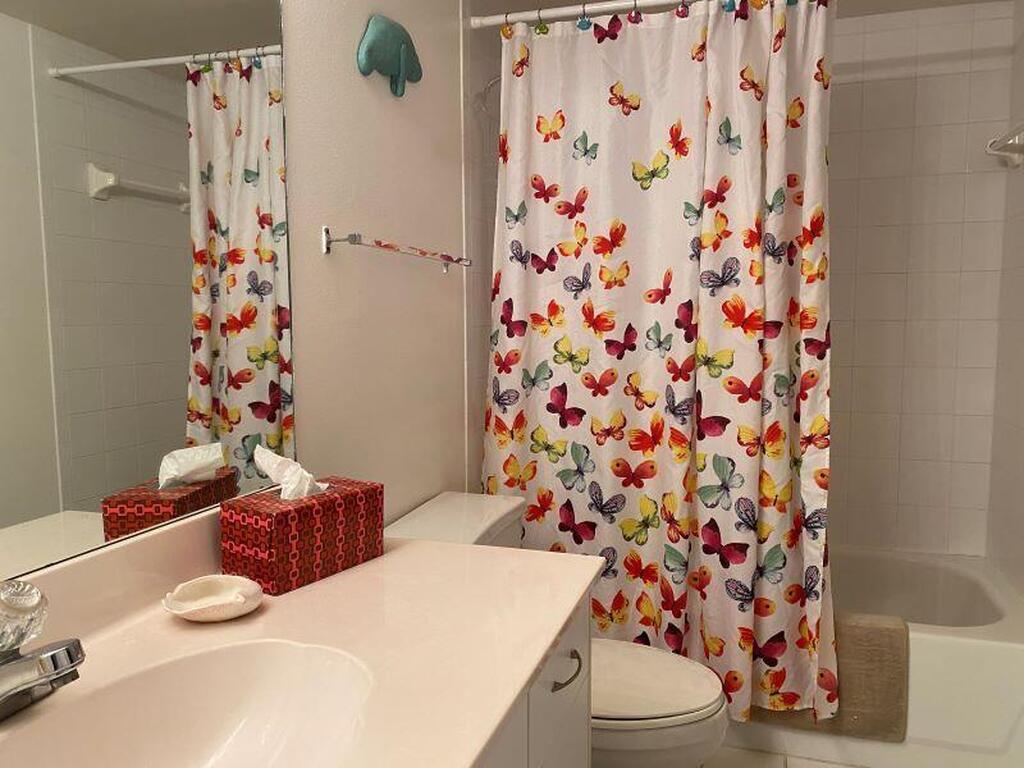 8700 Ridgewood Avenue, Cape Canaveral, FL 32920