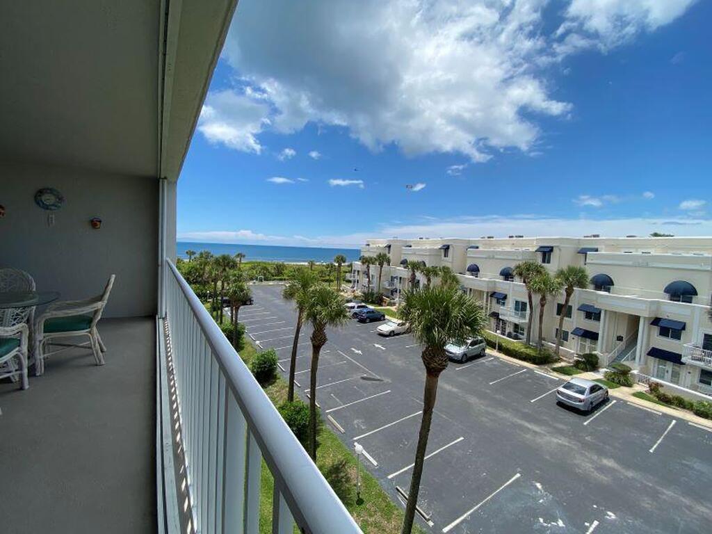 8700 Ridgewood Avenue, Cape Canaveral, FL 32920