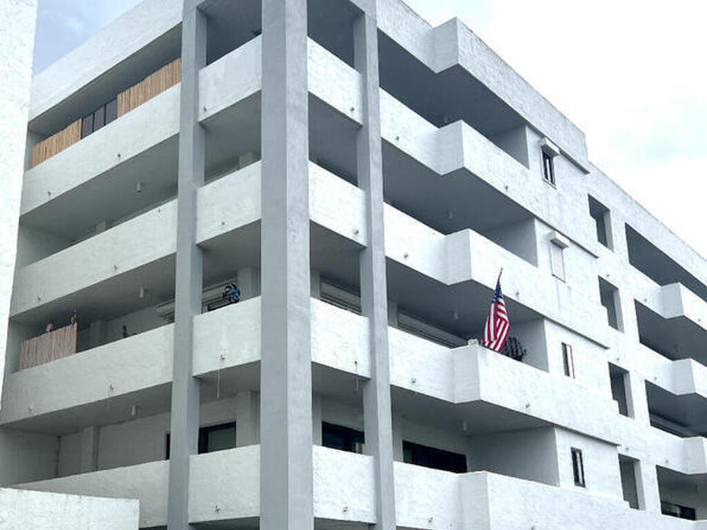 5011 NE Dixie Highway, Palm Bay, FL 32905