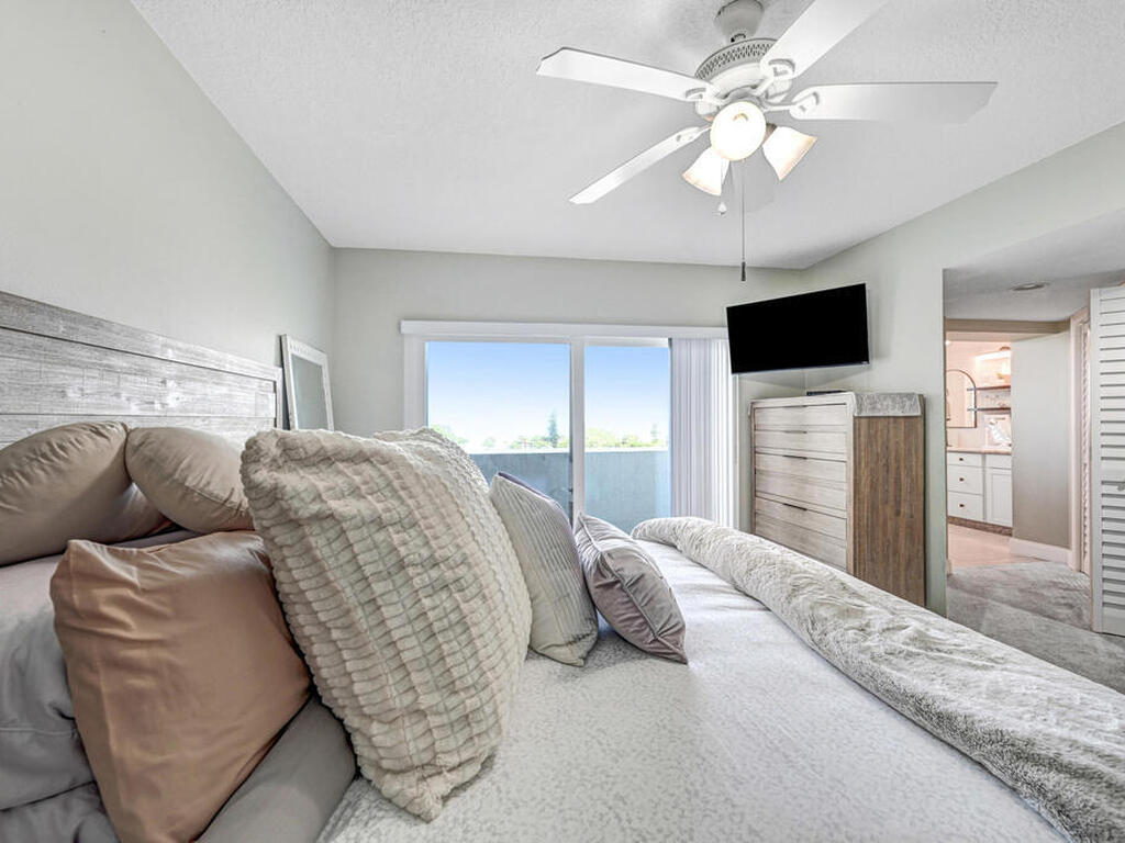 5011 NE Dixie Highway, Palm Bay, FL 32905