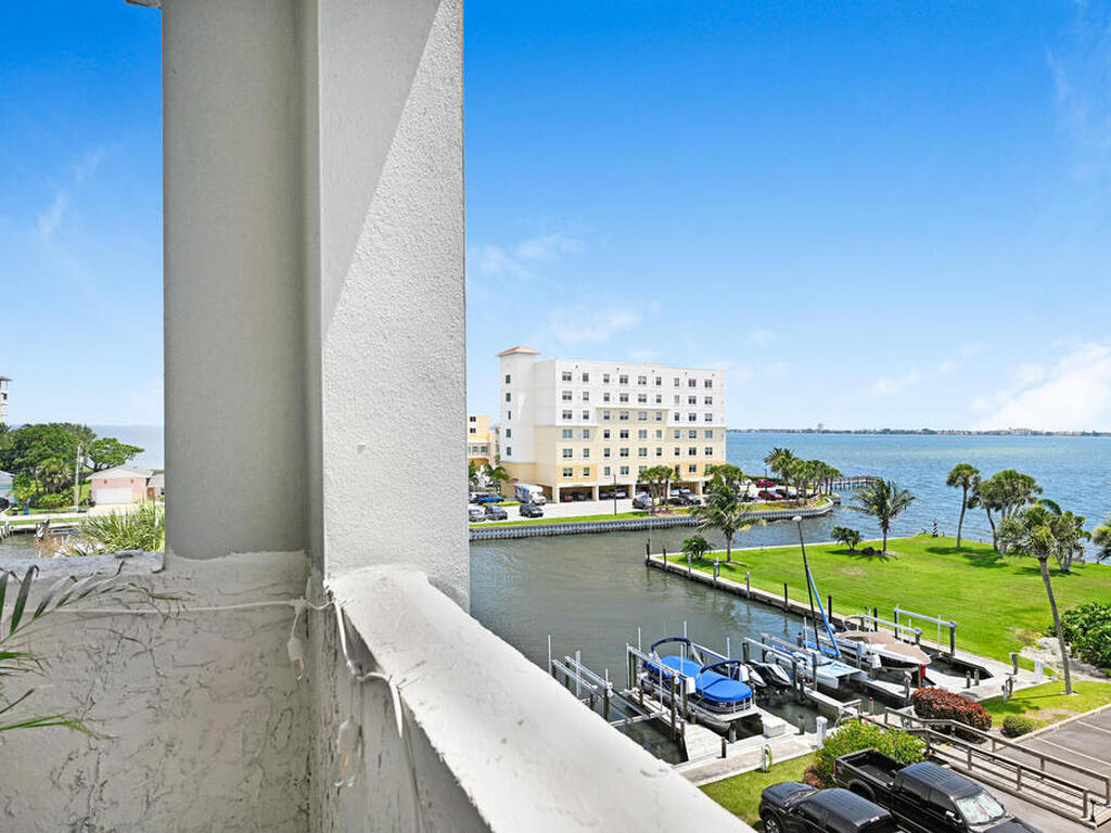 5011 NE Dixie Highway, Palm Bay, FL 32905