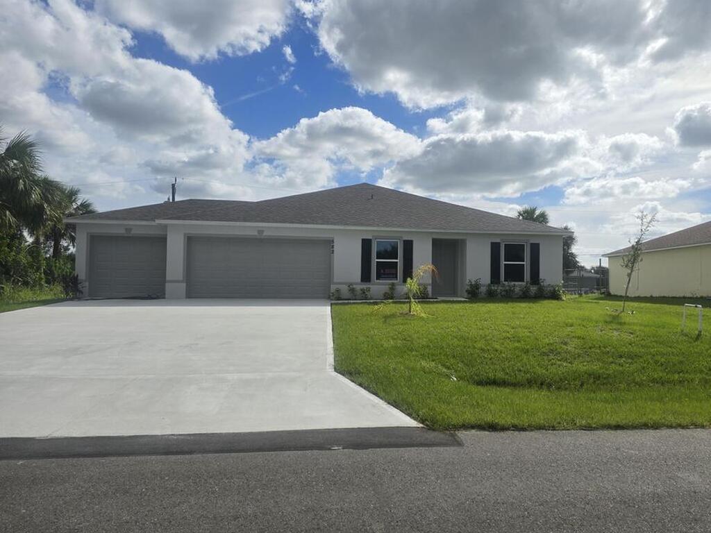 582 Fleetwood Street, Palm Bay, FL 32908